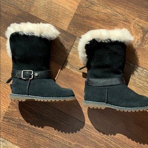 Tiny girl ugg boots